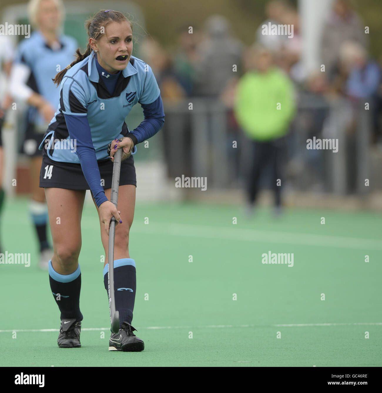 Laura Puddle di Reading durante la loro partita della EHL Premier League alla Polo Farm di Canterbury, Kent. Foto Stock