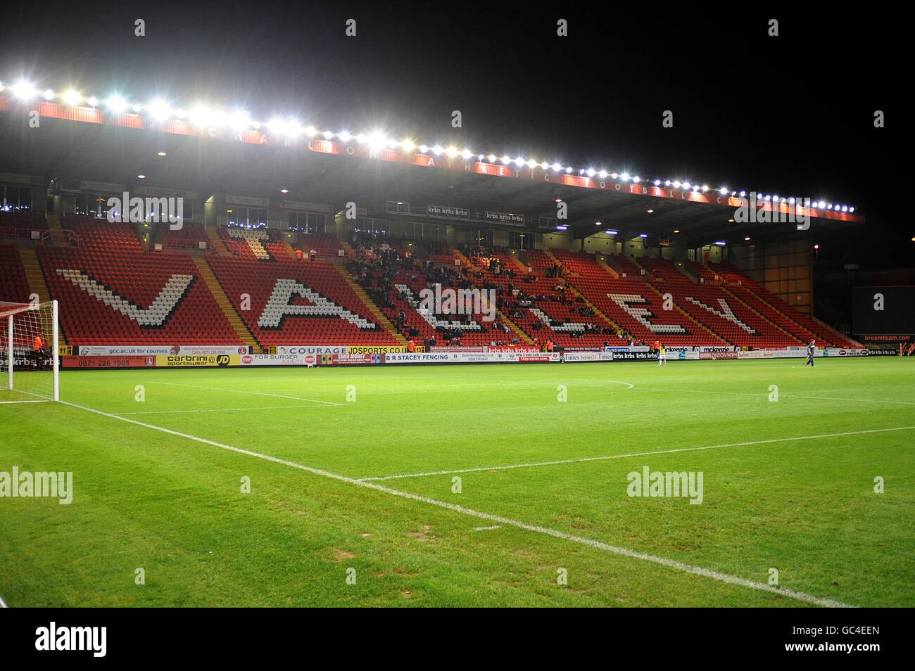 Calcio - Johnstone's Paint Trophy - Sezione Sud - seconda tornata - Charlton Athletic v Barnet - la valle. Vista generale della Valle Foto Stock