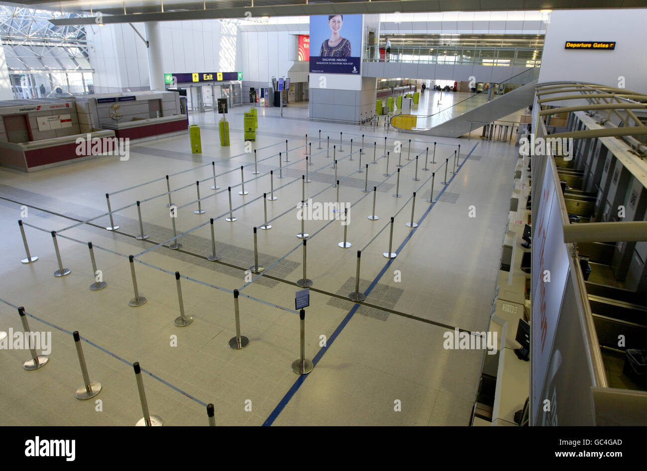 Nuovo X ray prova dello scanner all'Aeroporto di Manchester Foto Stock