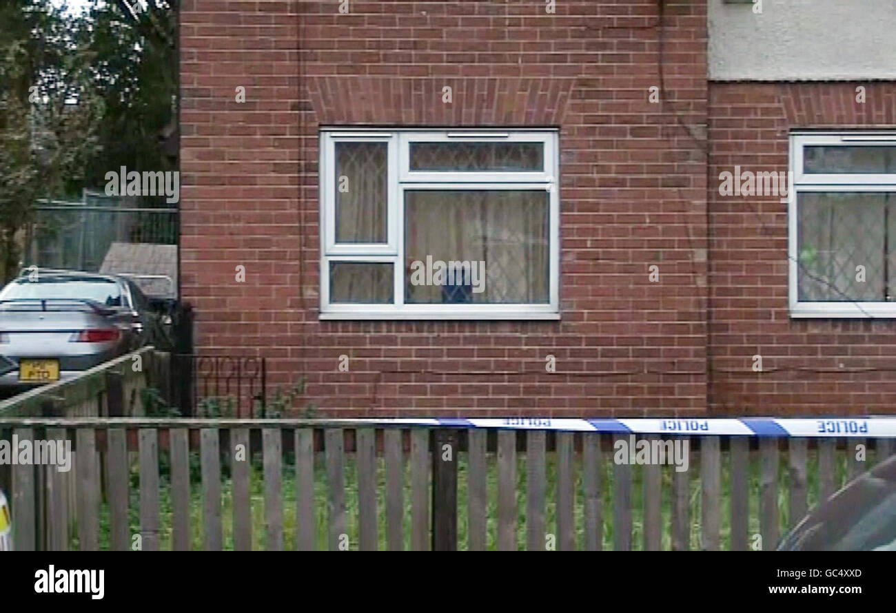 Una casa in Fairfax Avenue, Drighlington, vicino a Bradford, dove un ragazzo di due anni è stato attaccato da due cani. Foto Stock