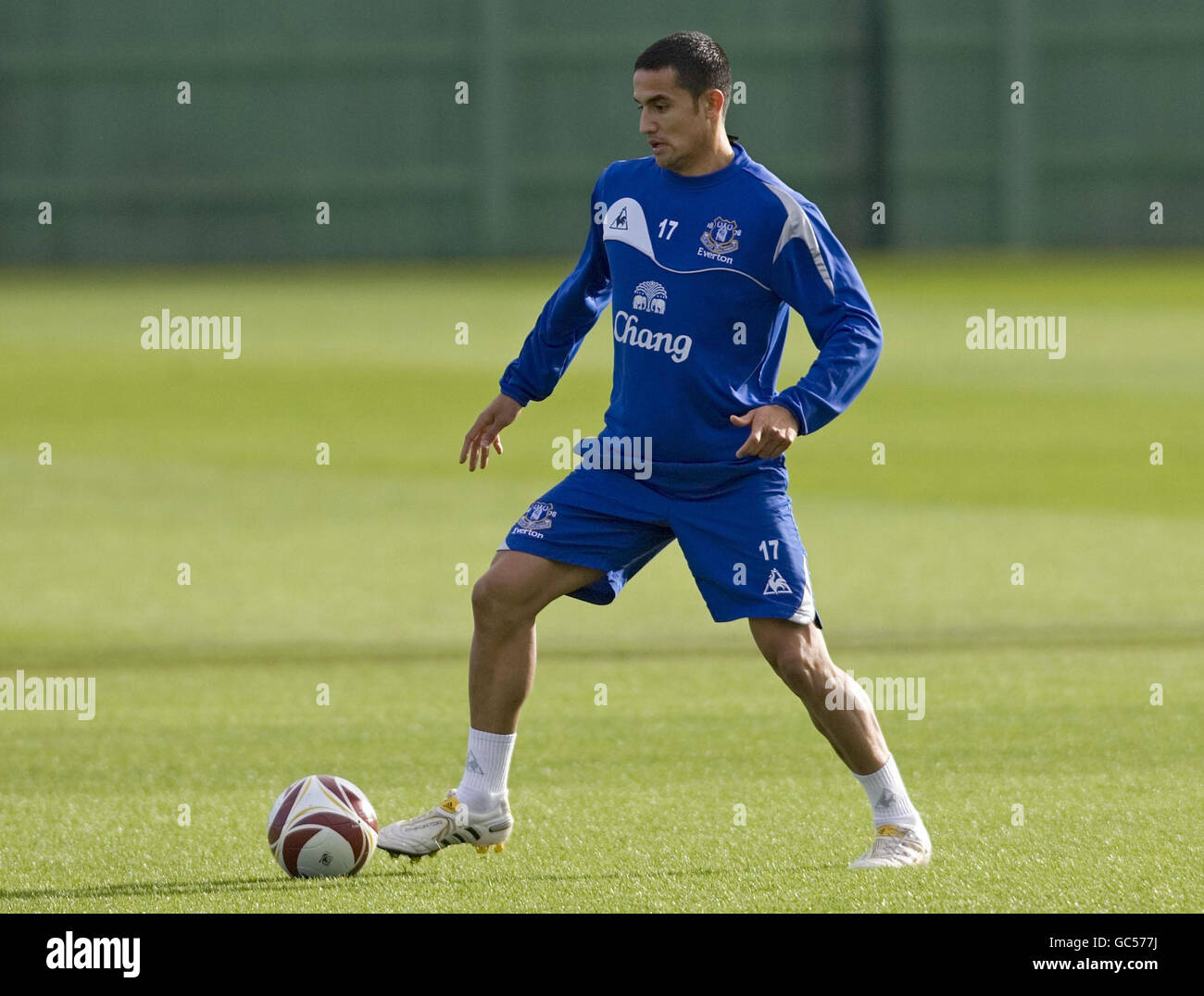 Tim Cahill di Everton durante una sessione di allenamento al Finch Farm Training Ground di Liverpool. Foto Stock