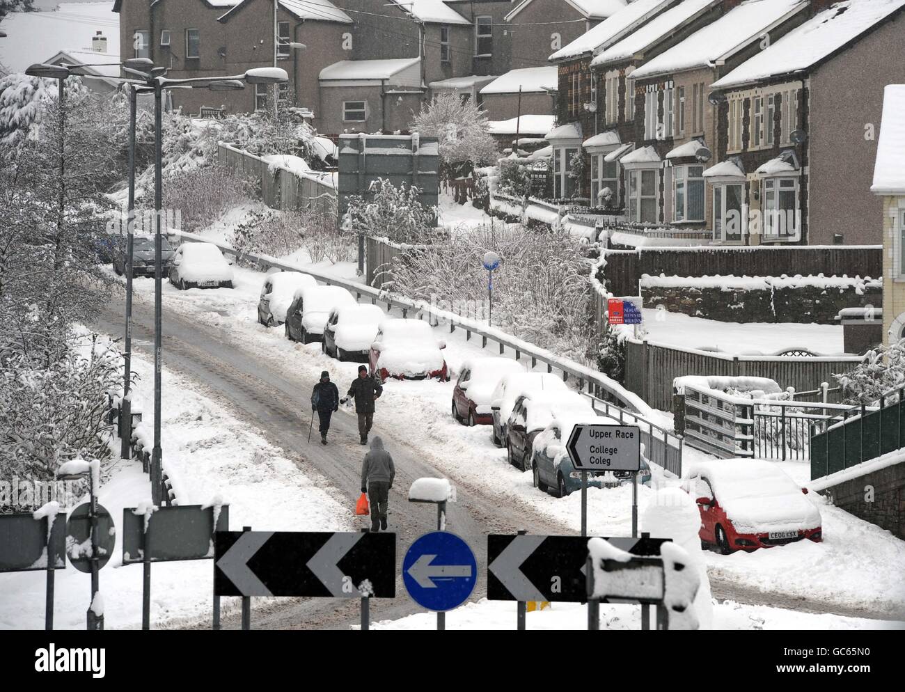 Una vista di Pontypool coperto di neve, dopo che le andane della Gran Bretagna sono state colpite da una fresca ondata di neve. Foto Stock