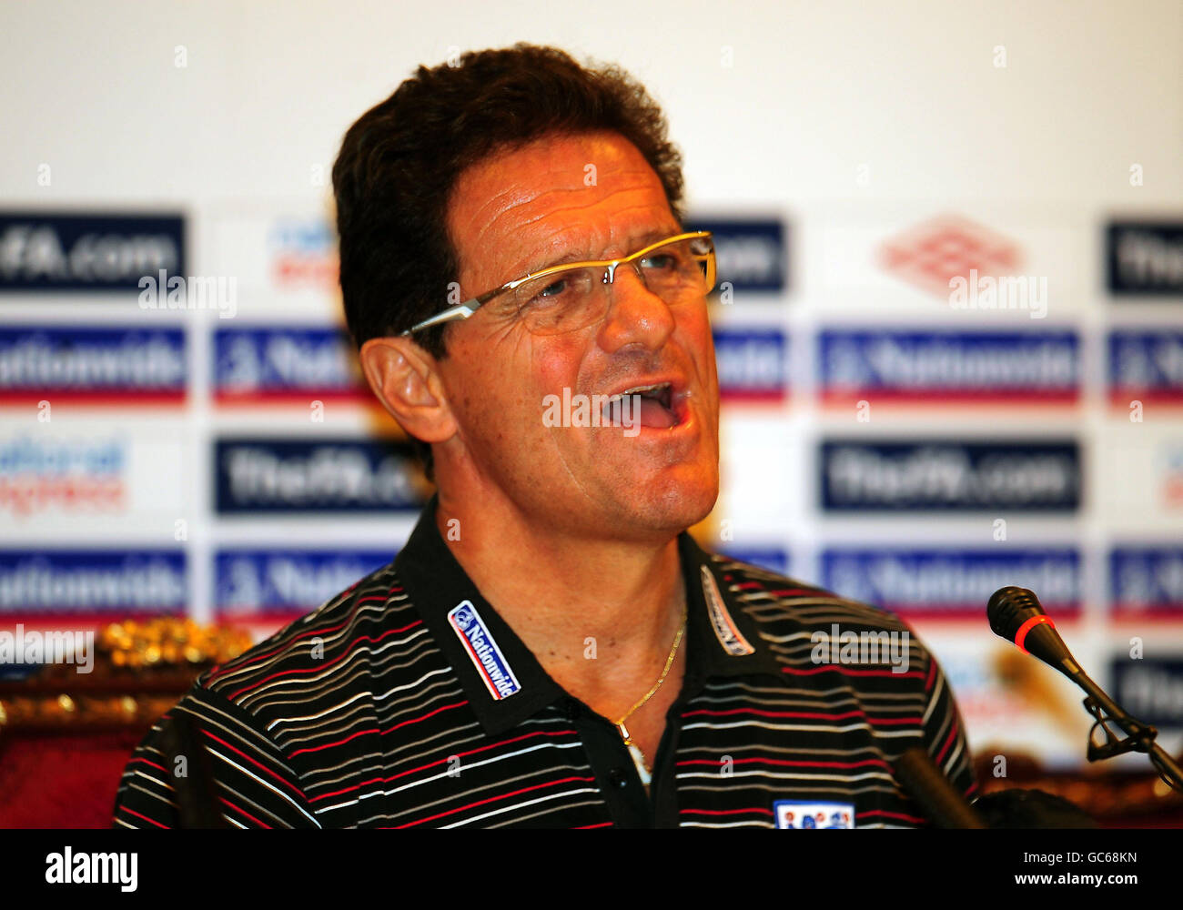 Calcio - Internazionale amichevole - Brasile / Inghilterra - Inghilterra Press Conference - Ritz Carlton Hotel - Doha. Fabio Capello durante una conferenza stampa al Ritz-Carlton Hotel di Doha, Qatar. Foto Stock