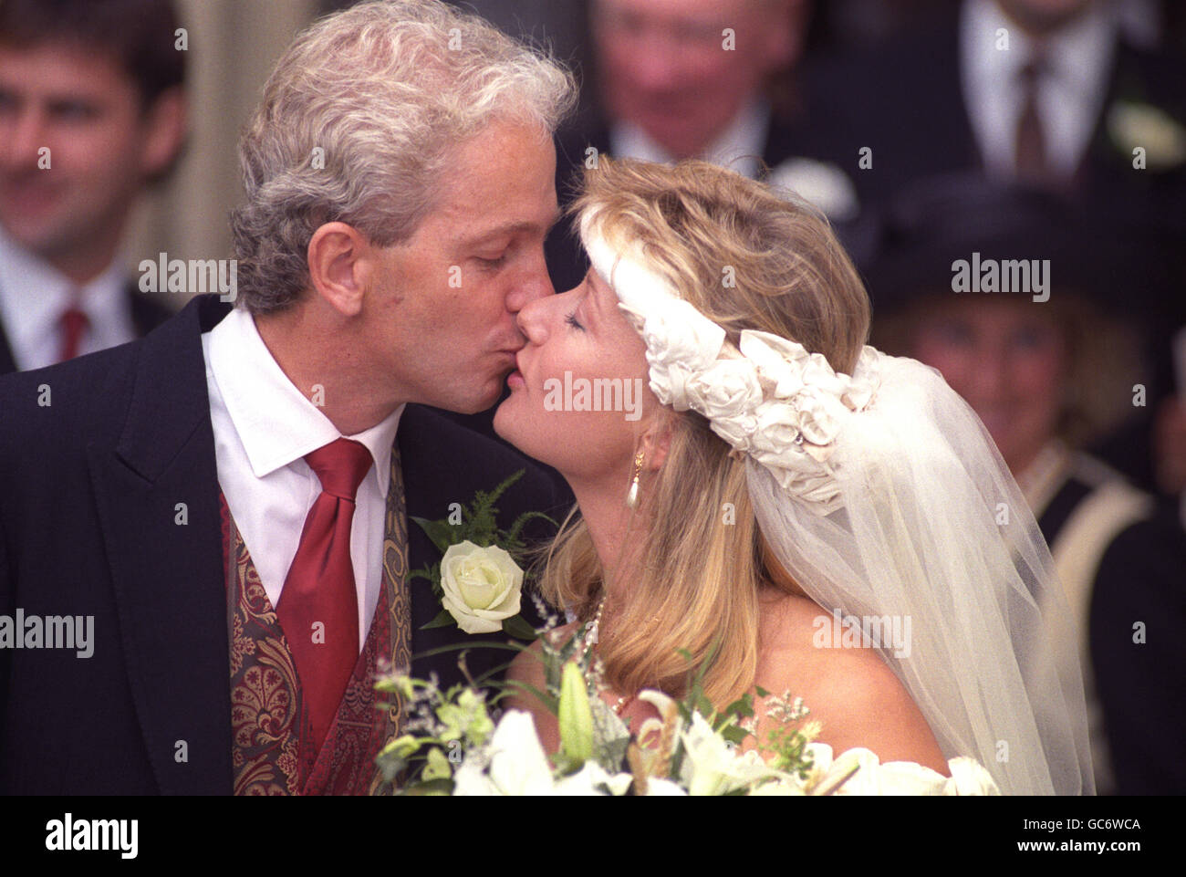 david-gower-moglie-thorrun-dopo-il-loro-matrimonio-alla-cattedrale-di
