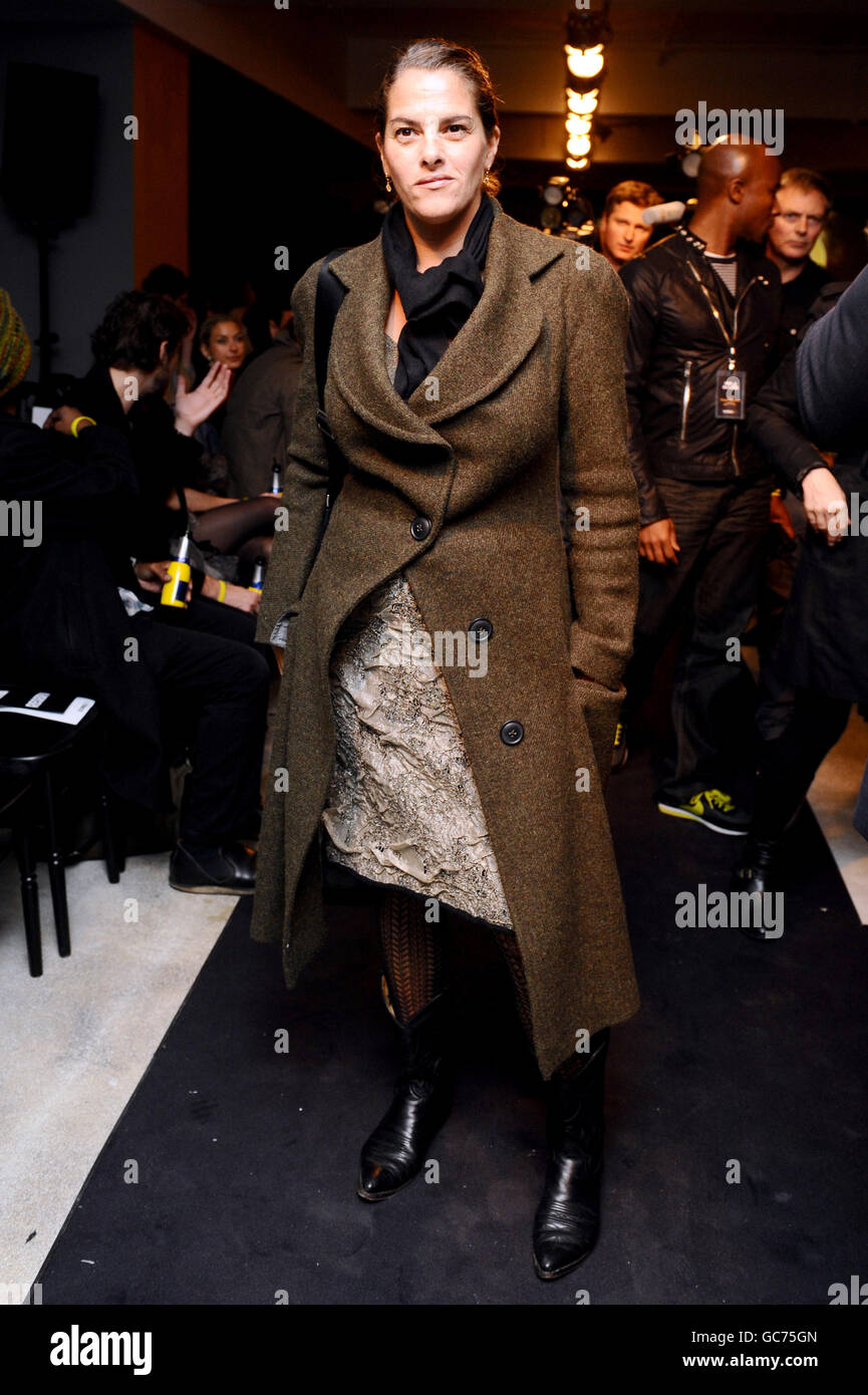 Tracey Emin al The Anglomania by Vivienne Westwood SS10 Catwalk Show a Selfridges in Oxford Street, Londra. Foto Stock