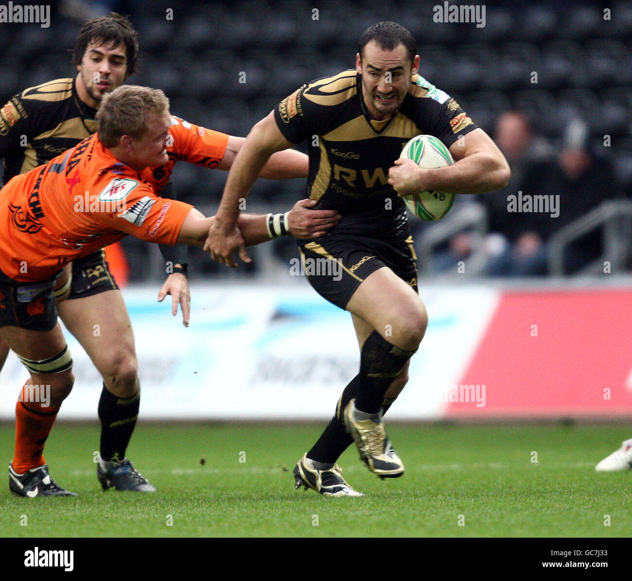 Rugby Union - Heineken Cup - Pool Three - Ospreys / Viadana - Liberty Stadium. Sonny Parker di Ospreys in azione durante la partita dell'Heineken Cup Group al Liberty Stadium di Swansea. Foto Stock