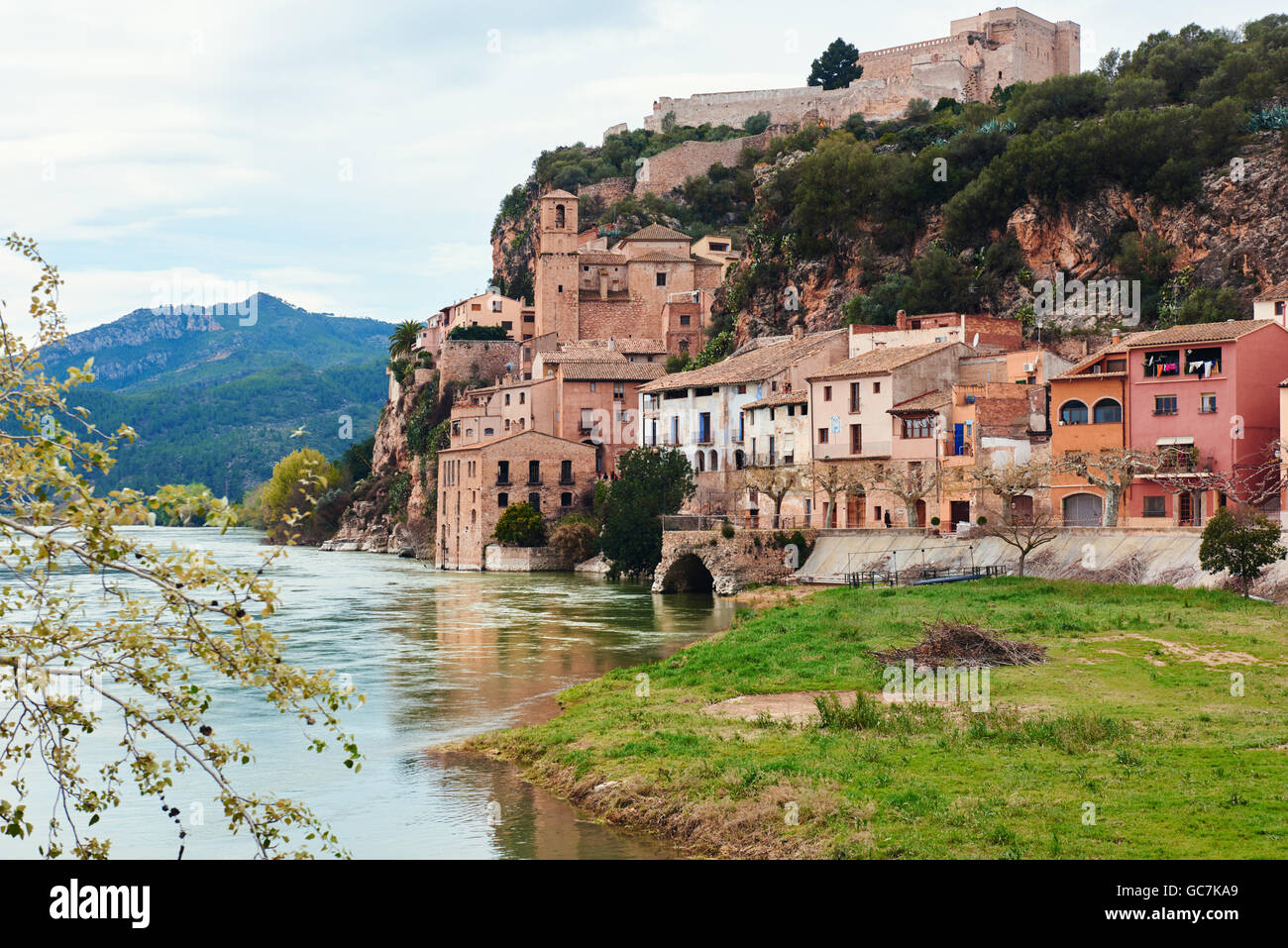 Villaggio di Miravet Foto Stock