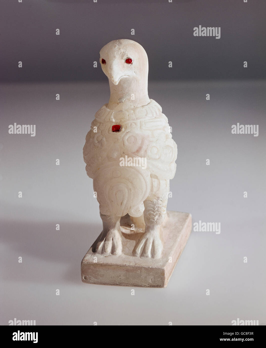 Belle arti, mondo antico, Partia, statuetta, Eagle, alabastro, Hatra / Chadra, Tempio VIII, 1° - 2° secolo D.C., altezza: 10 cm, iracheni Museo Nazionale di Baghdad, Foto Stock