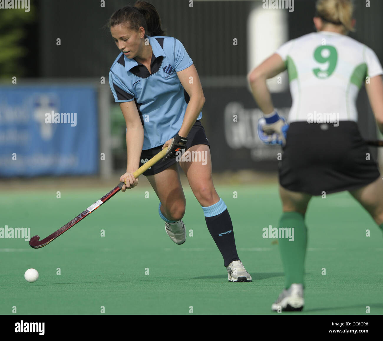 Reading's Emily Maguire durante la loro partita della EHL Premier League a Polo Farm, Canterbury, Kent, 17 ottobre 2009. Foto Stock