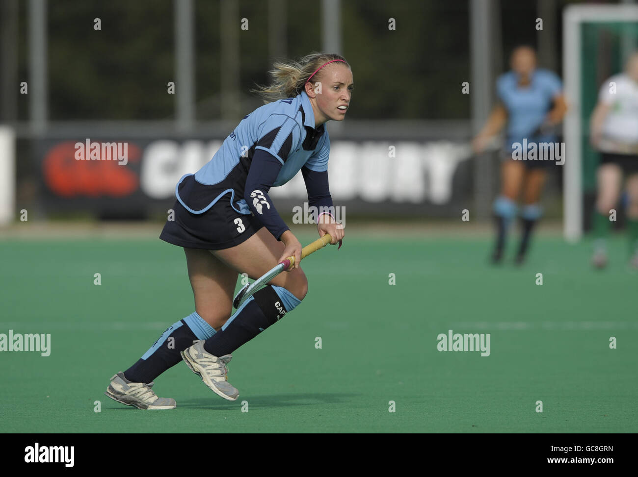 Hockey - EHL Premier League - Canterbury / Reading HC - Polo Farm. Reading's Vicky Bryant durante la loro partita della EHL Premier League alla Polo Farm di Canterbury, Kent, 17 ottobre 2009. Foto Stock