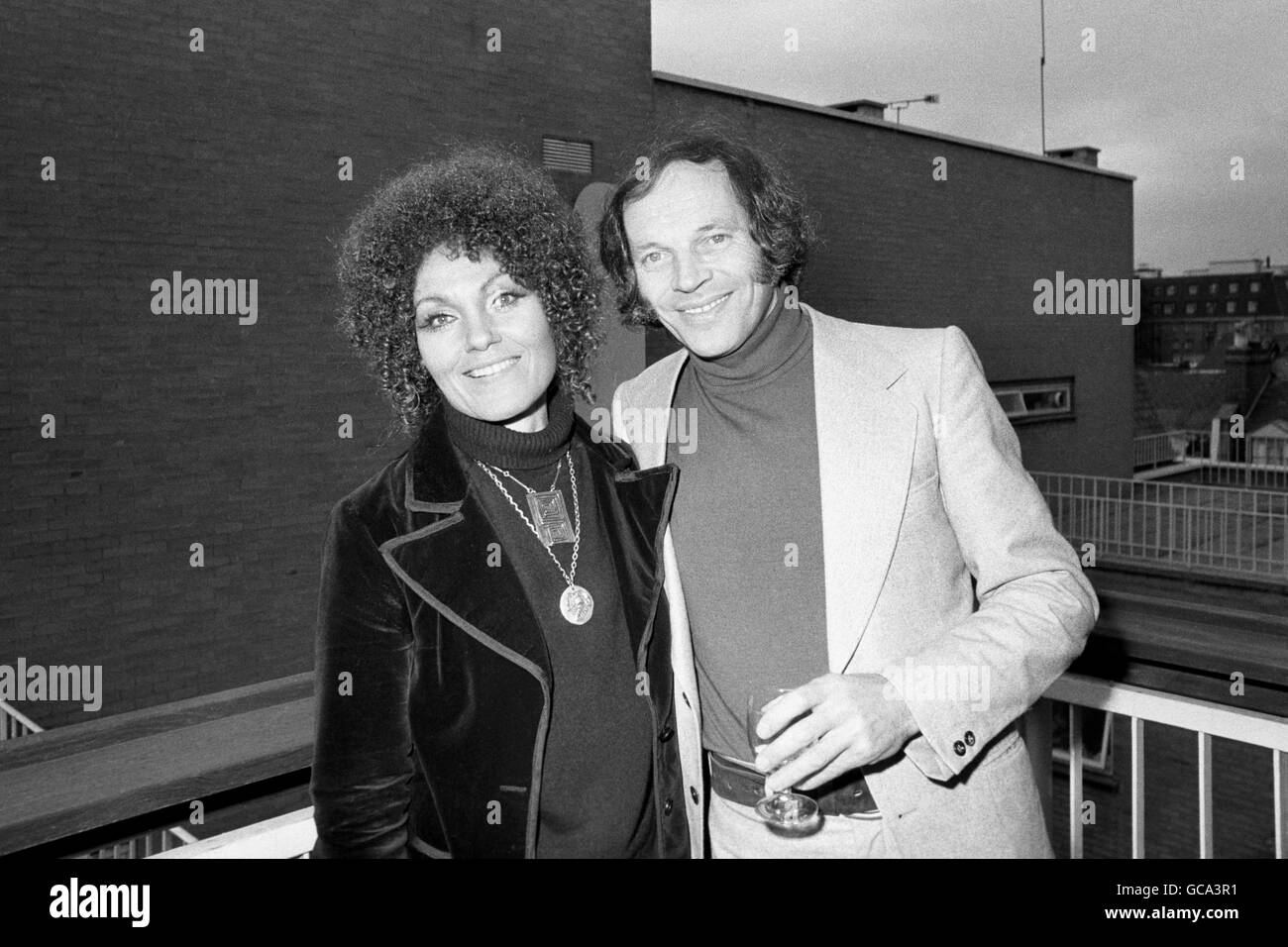 (l-r) cantanti jazz e marito e moglie del team Cleo Laine E John Dankworth Foto Stock