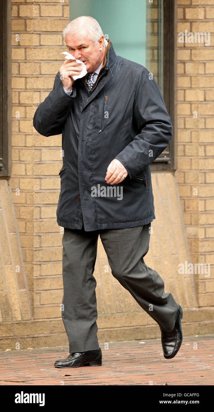 Malcolm Calvert, ex partner di Cazenove, arriva al Southwark Crown Court di Londra, dove è incaricato di insider dealing. Foto Stock