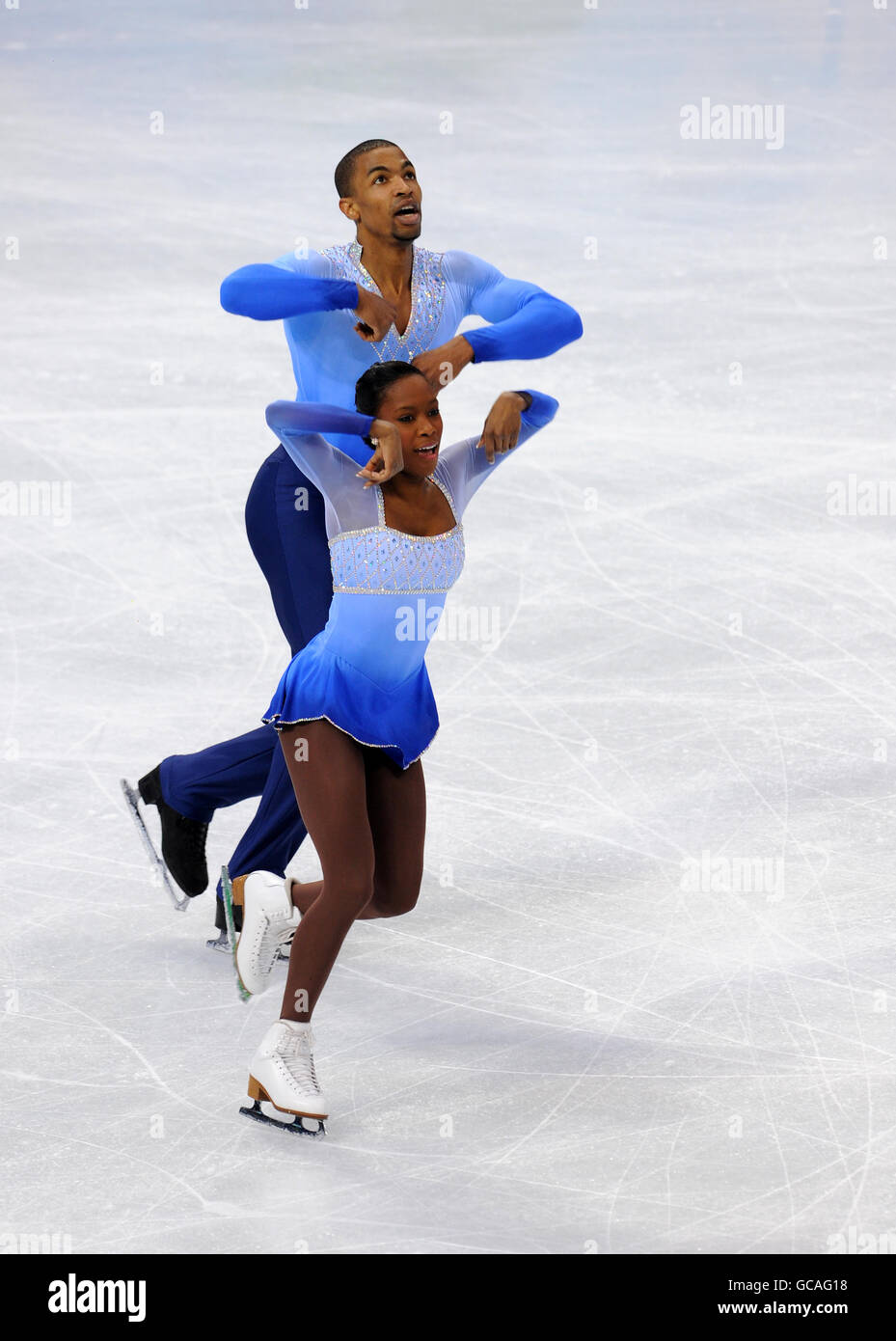 Olimpiadi invernali - 2010 Olimpiadi invernali Vancouver - quattro giorni. Vanessa James e Yannick Bonheur in Francia nel Pairs Free Ice Skating al Pacific Coliseum, Vancouver Foto Stock