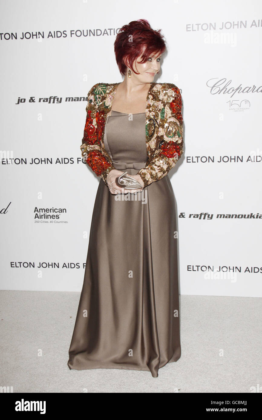 Sharon Osbourne arriva per il 18° Elton John AIDS Foundation Party per celebrare l'82° Academy Awards al Pacific Design Center di Los Angeles. Foto Stock