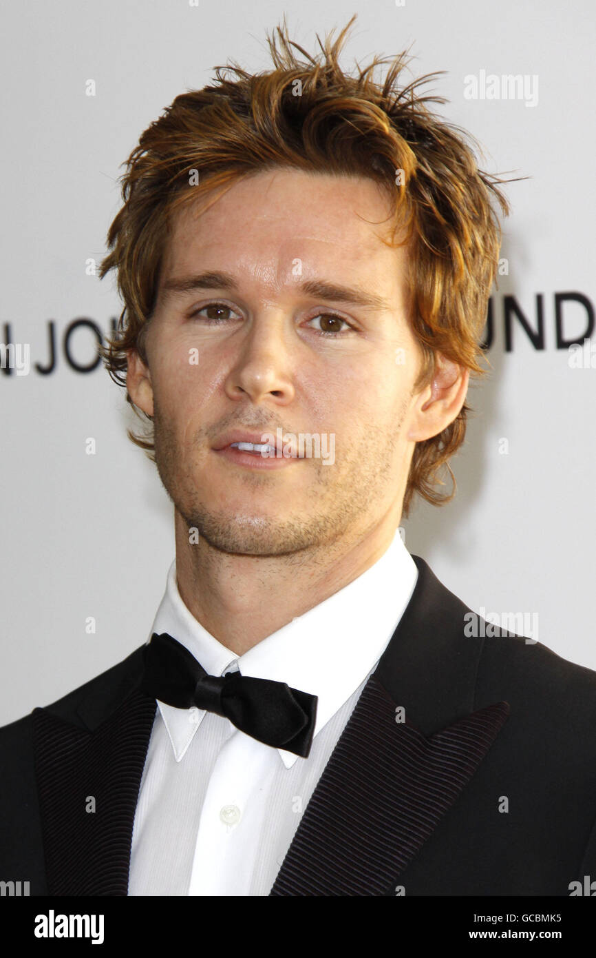 Ryan Kwanten arriva per il 18° Elton John AIDS Foundation Party per celebrare l'82° Academy Awards al Pacific Design Center di Los Angeles. Foto Stock