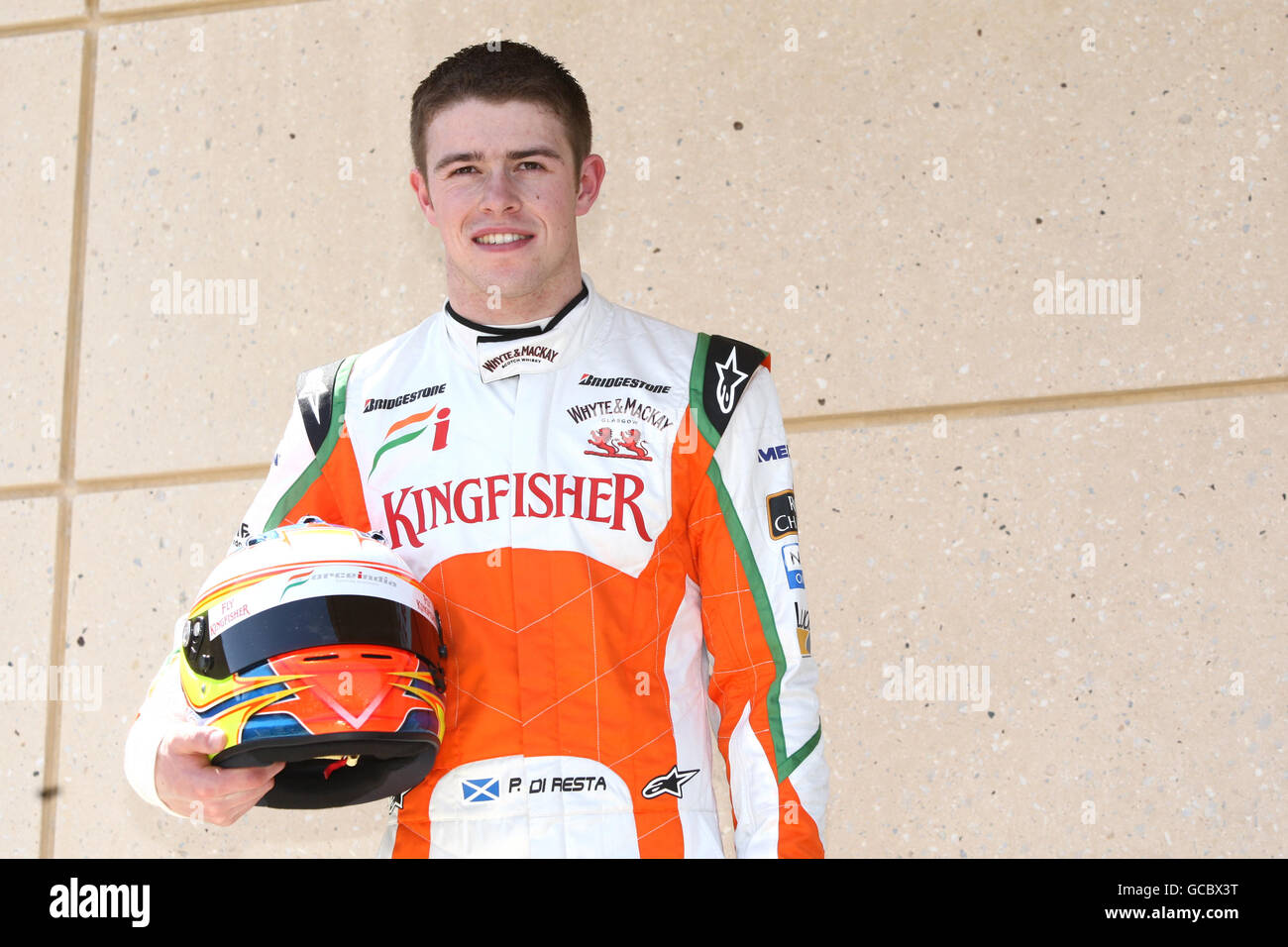 Force India test driver Paul di resta durante il Paddock Day al Bahrain International Circuit di Sakhir, Bahrain. Foto Stock