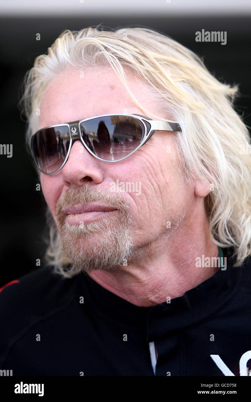 Sir Richard Branson durante il Gran Premio del Bahrain del Golfo al circuito Internazionale del Bahrain a Sakhir, Bahrain Foto Stock