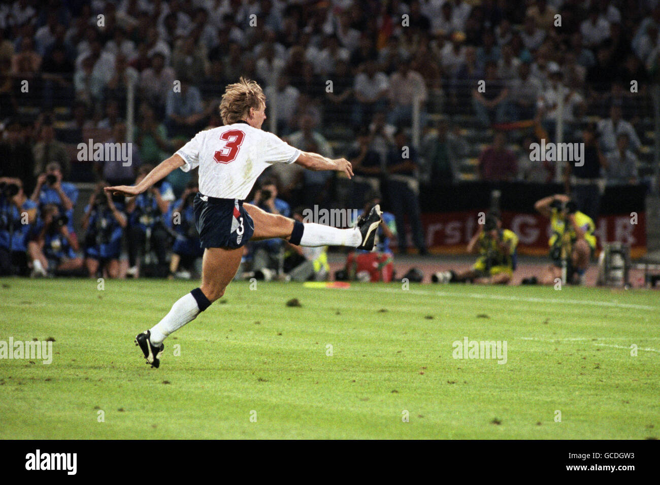 Calcio - Coppa del Mondo FIFA Italia 1990 - Semi finale - Germania Ovest v Inghilterra - Stadio Delle Alpi Foto Stock