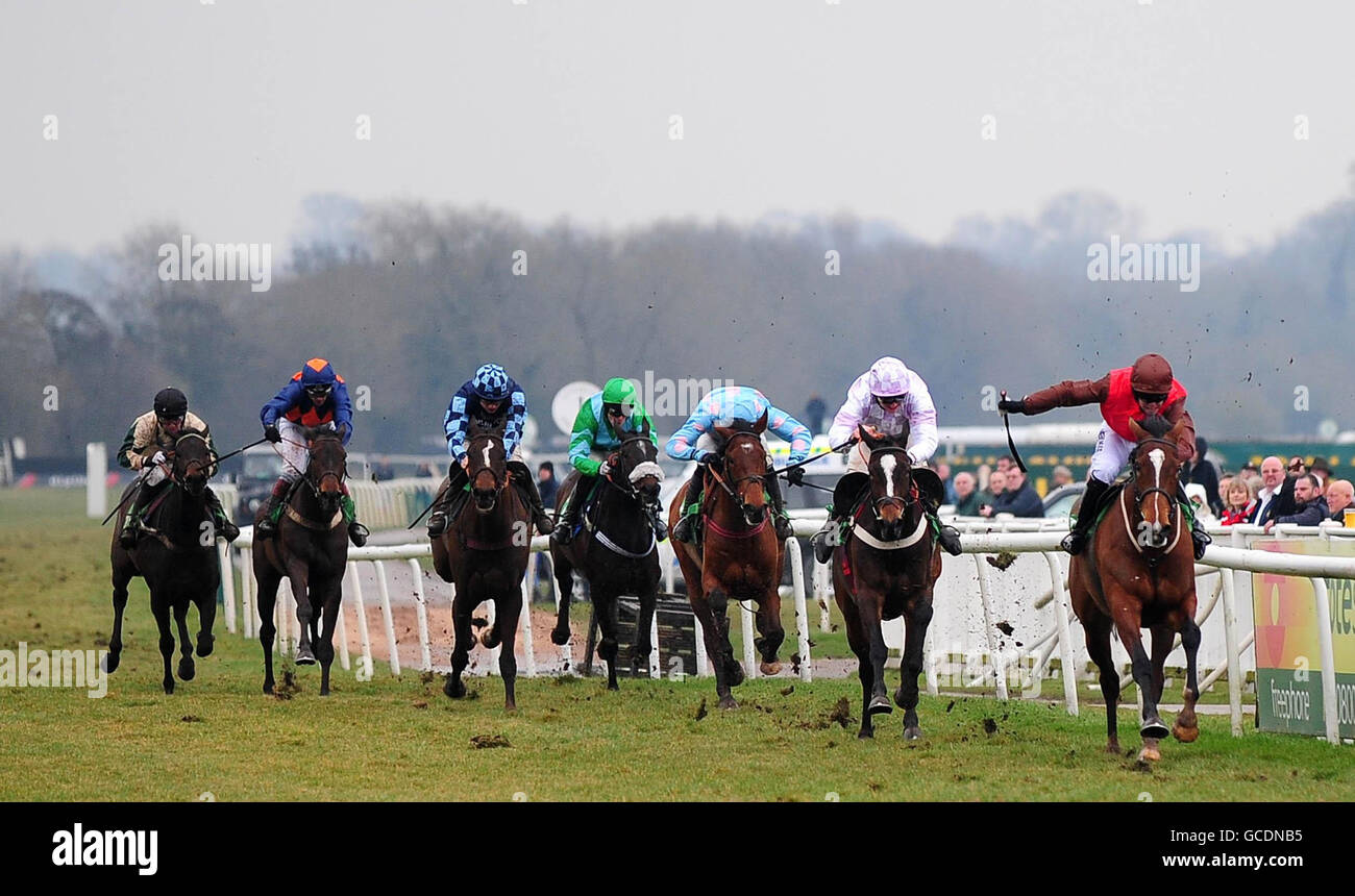 Horse Racing - Midlands Grand National - Uttoxeter Racecourse Foto Stock