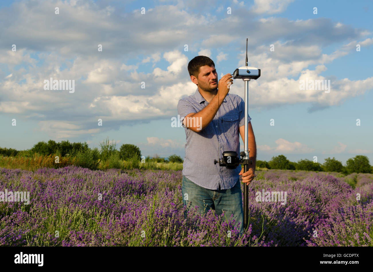 Inquadratura orizzontale di agrimensura lavoro Foto Stock
