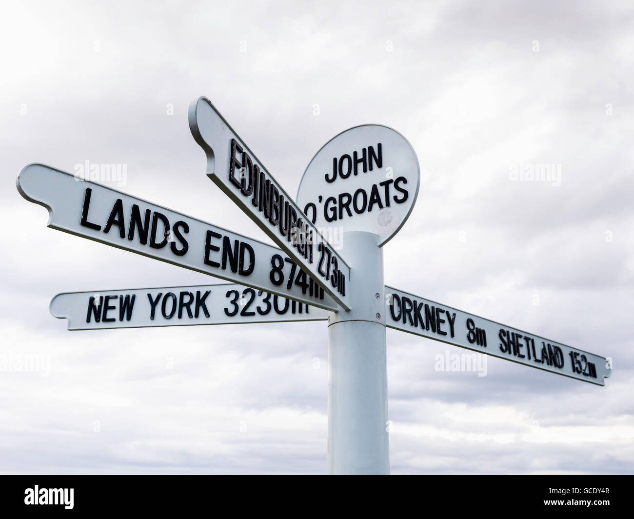 Segno per destinazioni e distanze da John O'semole; John O'Semole, Scozia Foto Stock