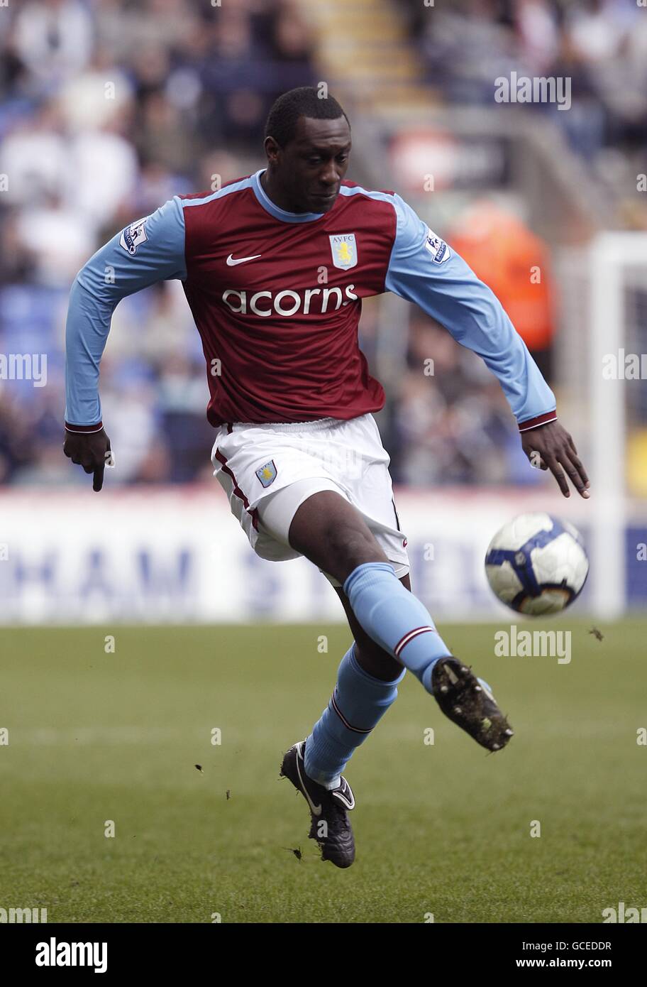 Calcio - Barclays Premier League - Bolton Wanderers / Aston Villa - Reebok Stadium. Emile Heskey, Aston Villa. Foto Stock