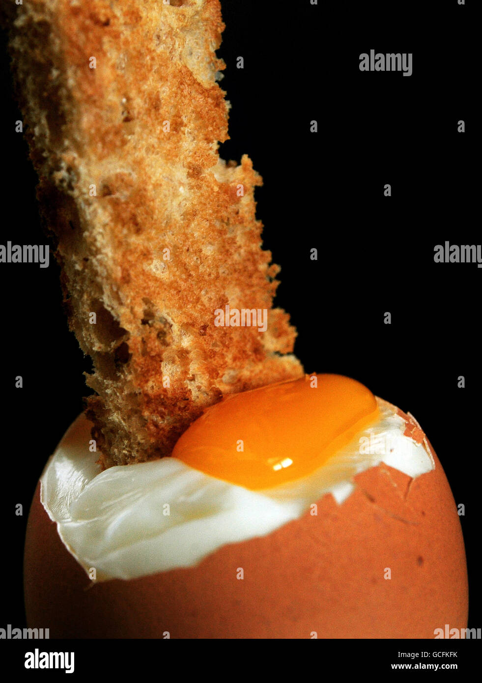 Uova stock. Vista generica di uova sode. Foto Stock