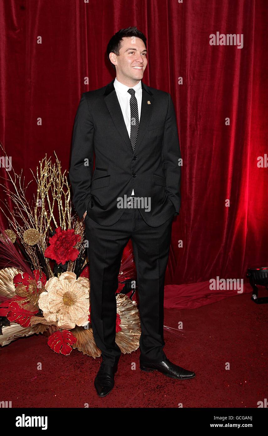 Kevin Sacre arriva per i British SOAP Awards 2010 presso gli ITV Studios, South Bank, Londra. Foto Stock