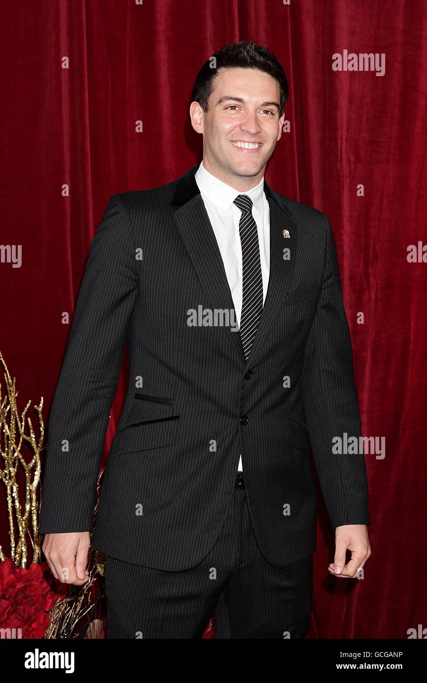 Kevin Sacre arriva per i British SOAP Awards 2010 presso gli ITV Studios, South Bank, Londra. Foto Stock