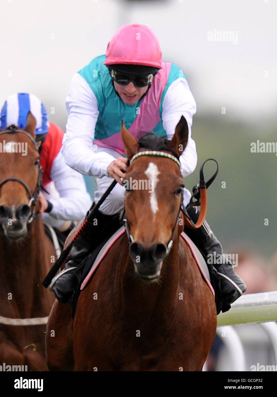 Horse Racing - Dante Festival 2010 - Primo giorno - York Racecourse Foto Stock