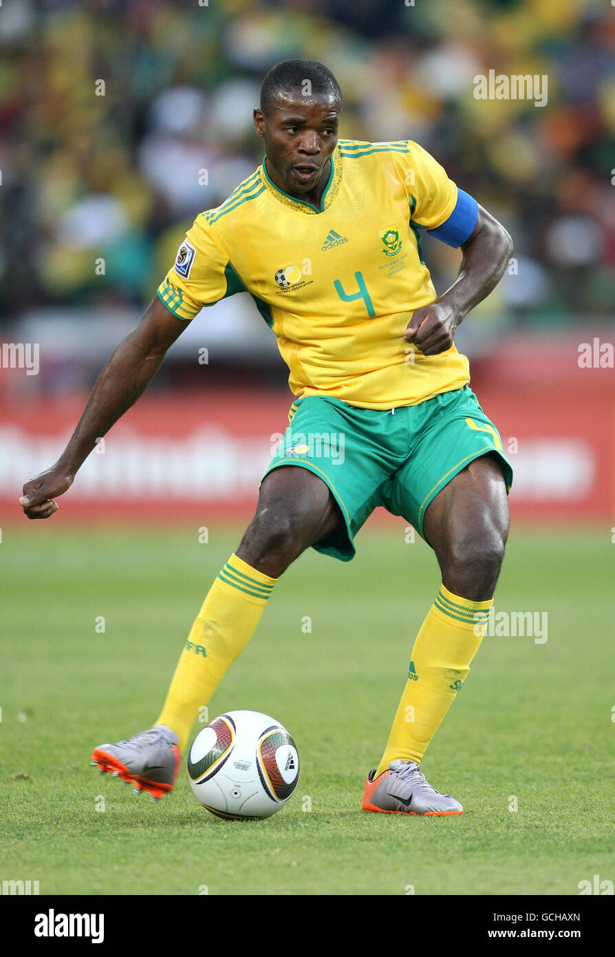 Calcio - Coppa del mondo FIFA Sud Africa 2010 - Gruppo A - Sud Africa v Messico - Stadio della Città di Calcio. Aaron Mokoena, Sudafrica Foto Stock