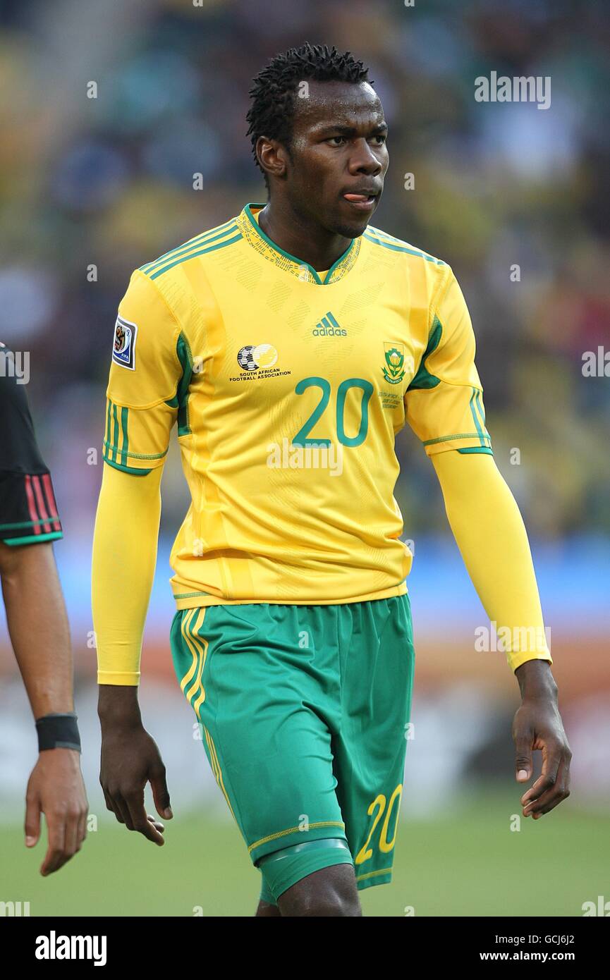 Calcio - Coppa del mondo FIFA Sud Africa 2010 - Gruppo A - Sud Africa v Messico - Stadio della Città di Calcio. Bongani Khumalo, Sudafrica Foto Stock