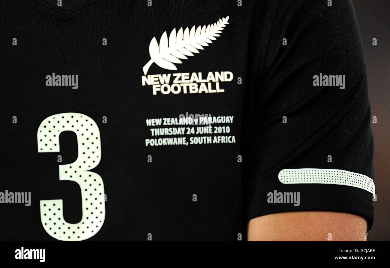Calcio - Coppa del Mondo FIFA Sud Africa 2010 - Gruppo F - Paraguay v Nuova Zelanda - Peter Mokaba Stadium Foto Stock