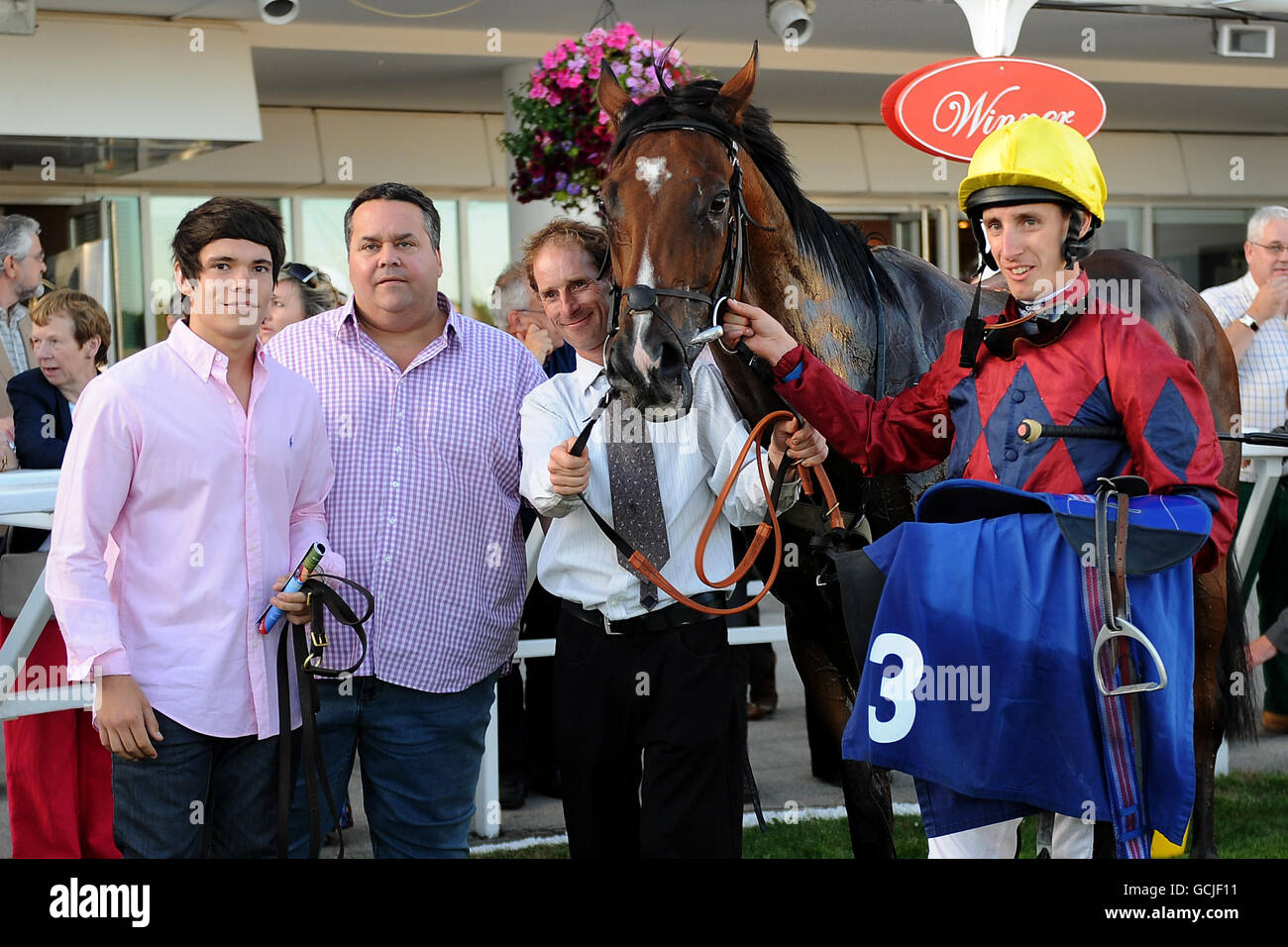 Horse Racing - Epsom Live! Con James Morrison - ippodromo di Epsom Downs Foto Stock