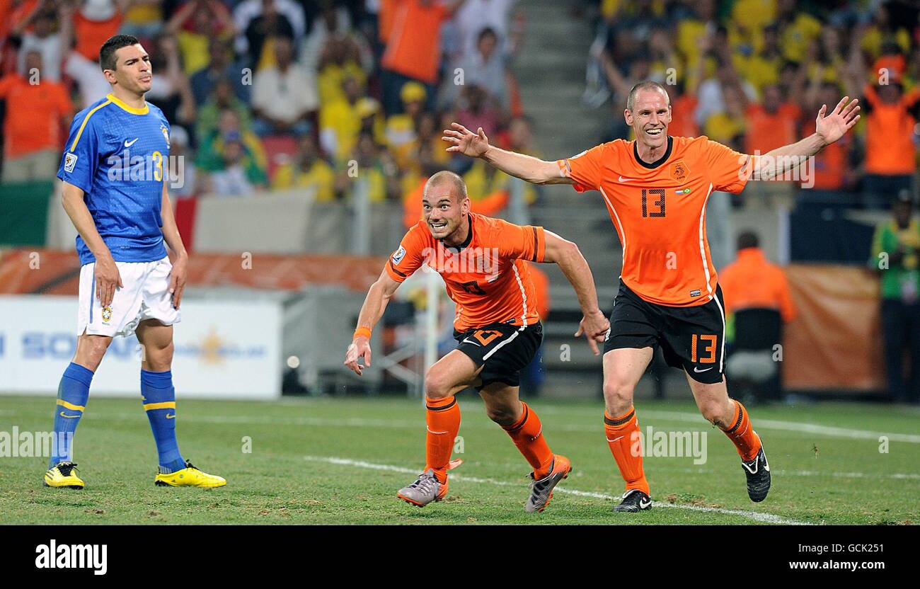 Calcio - Coppa del Mondo FIFA Sud Africa 2010 - Quarti di Finale - Olanda -  Brasile - Nelson Mandela Bay Stadium Foto stock - Alamy