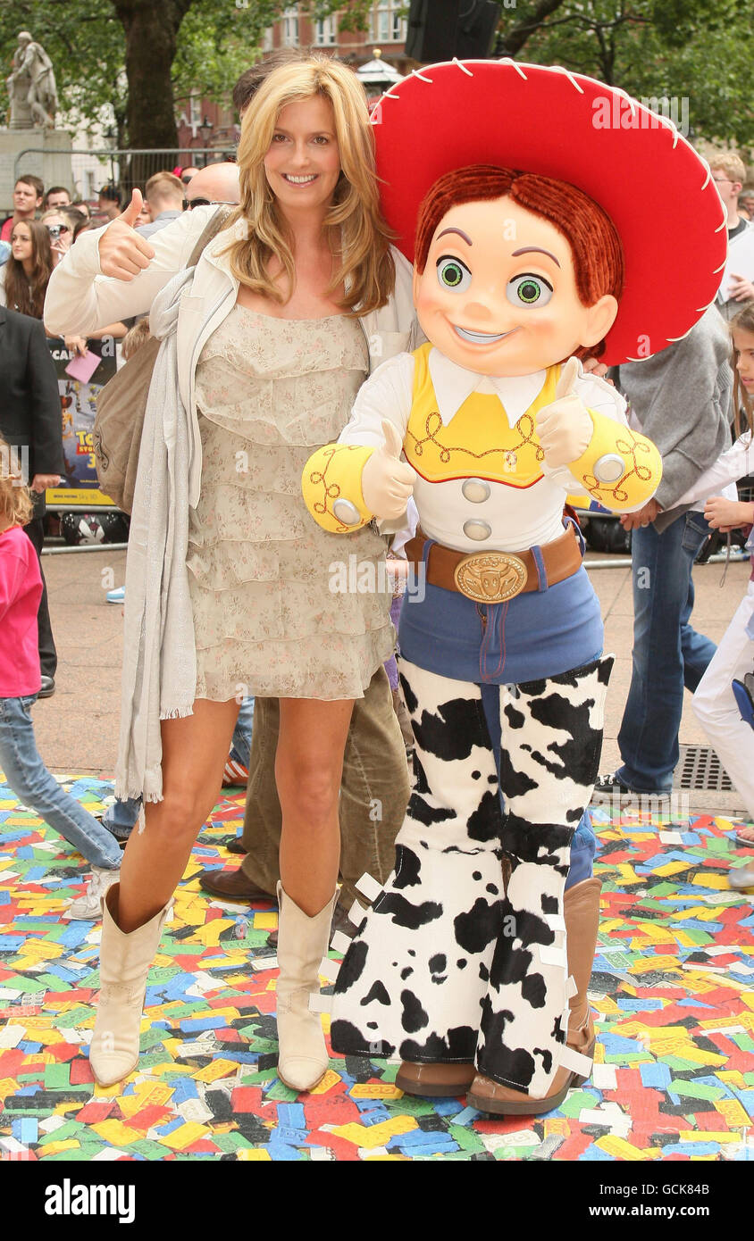 Penny Lancaster arriva alla UK Premiere of Toy Story 3 a Leicester Square, nel centro di Londra. Foto Stock