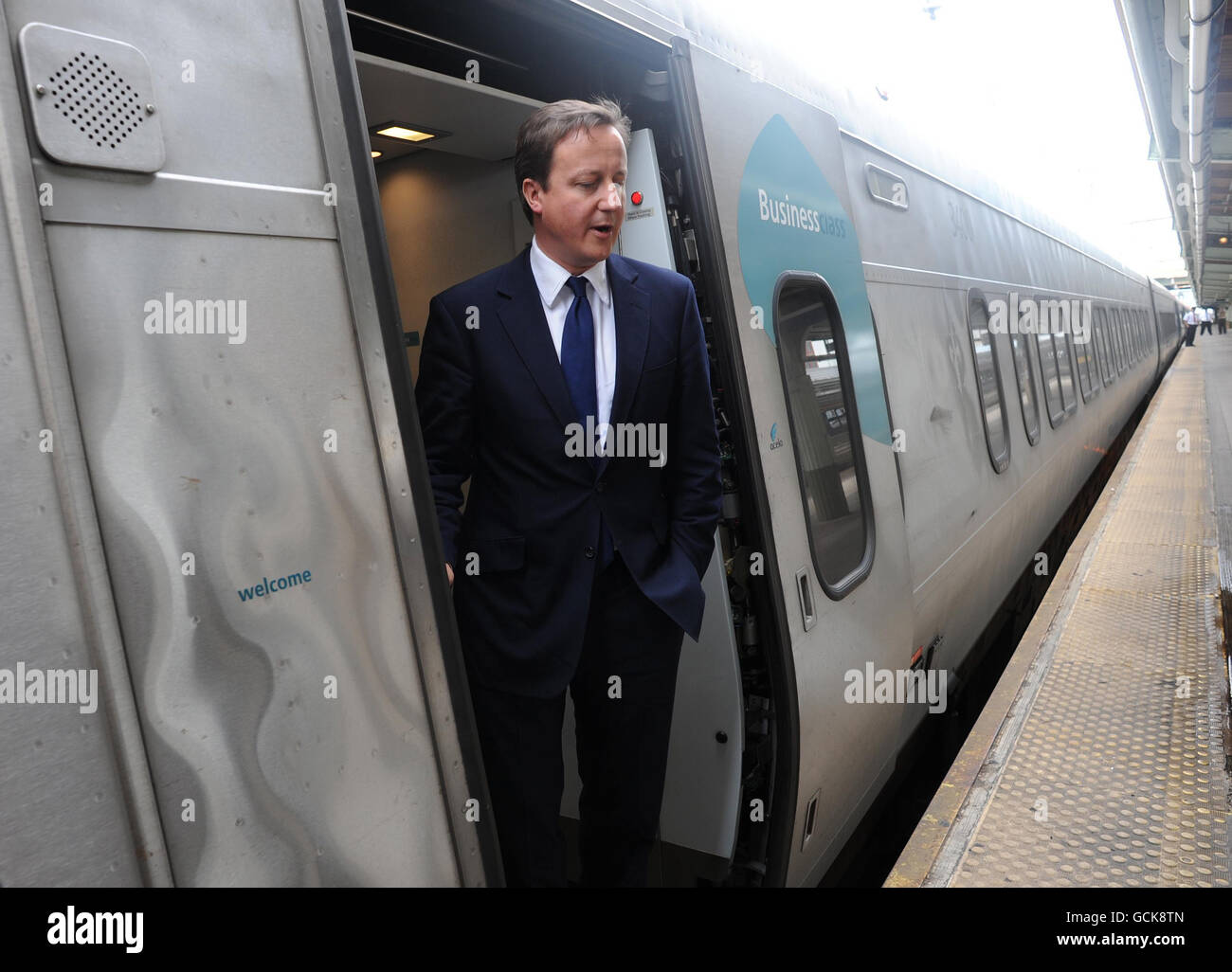 Il primo ministro britannico David Cameron si è Unito all'Acela Express da Wasington DC, Washington, alla Penn Station di New York, come parte della sua visita di due giorni negli Stati Uniti. Foto Stock
