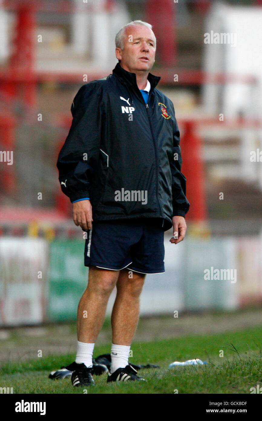 Calcio - Europa League - Secondo turno di qualificazione - Seconda tappa - Bangor City v FC Honka - Racecourse Ground Foto Stock