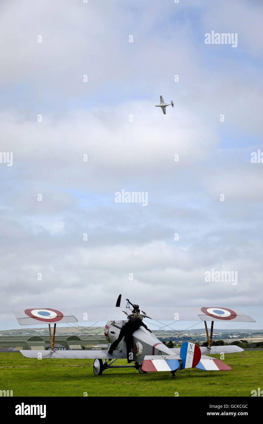 Royal Naval Air Station Culdrose aria giorno 2010 Foto Stock