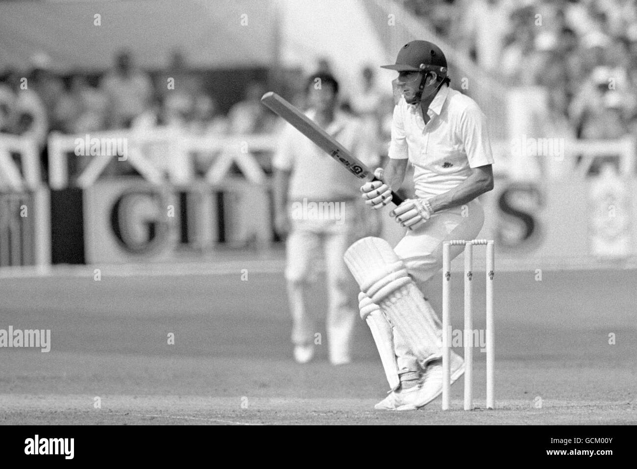Cricket - quarto test - Inghilterra / Nuova Zelanda - Trent Bridge - primo giorno. Derek Randall, Inghilterra, che ha fatto 83 corse Foto Stock