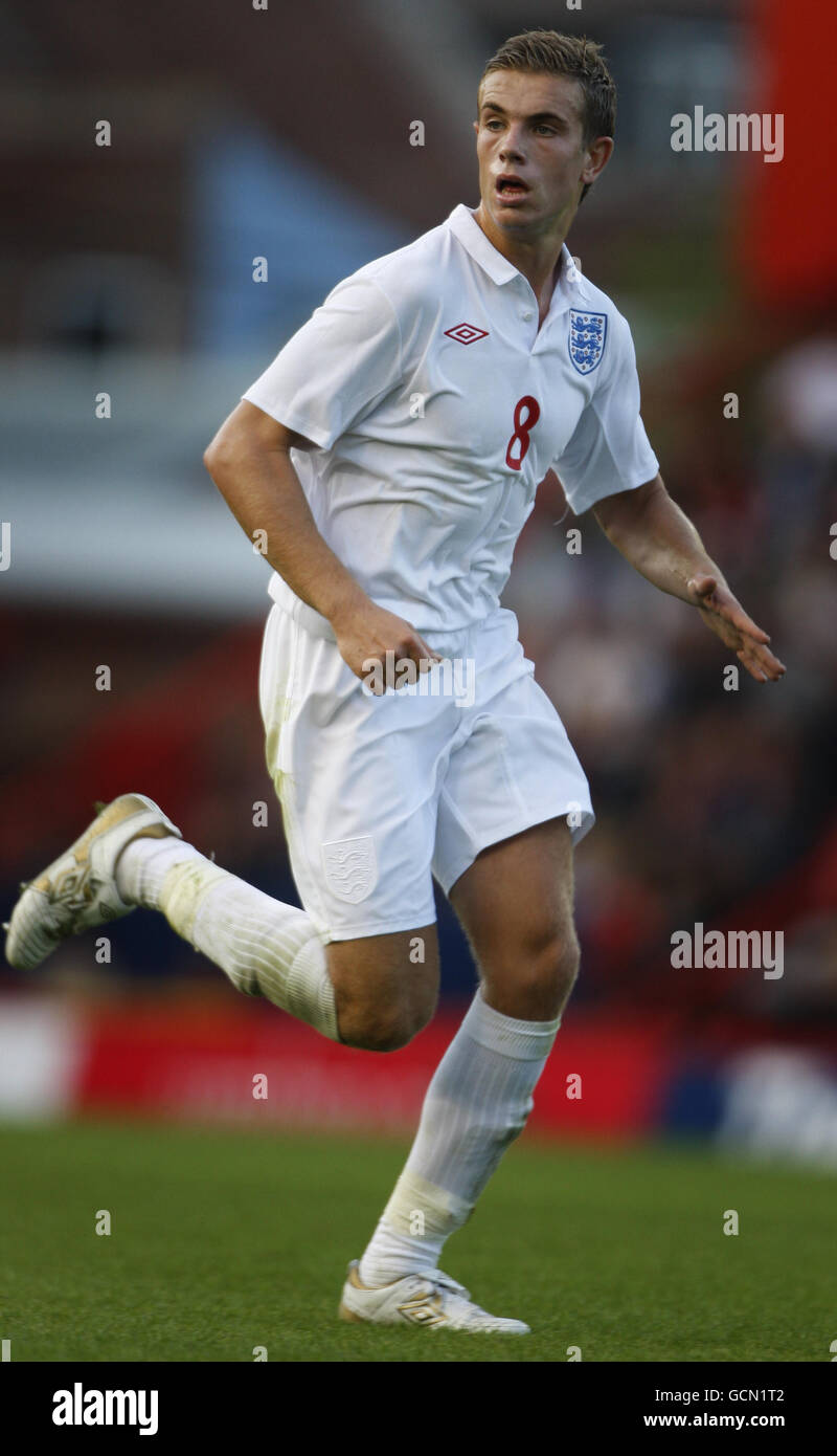 Calcio - Sotto 21 amichevole internazionale - Inghilterra v Uzbekistan - Ashton Gate Foto Stock