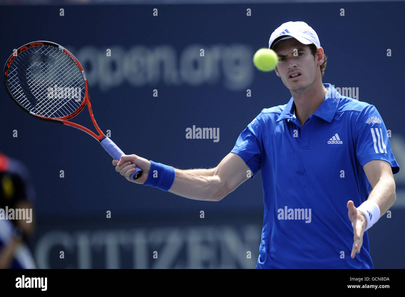 Andy Murray della Gran Bretagna durante la sua partita contro Lukas lacko della Slovacchia durante il terzo giorno degli US Open, a Flushing Meadows, New York, USA. Foto Stock