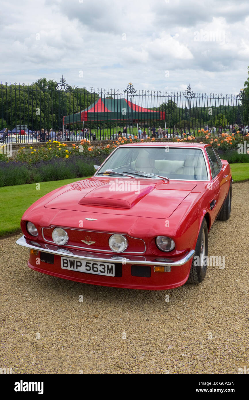 Classic Aston Martin in rosso Foto Stock