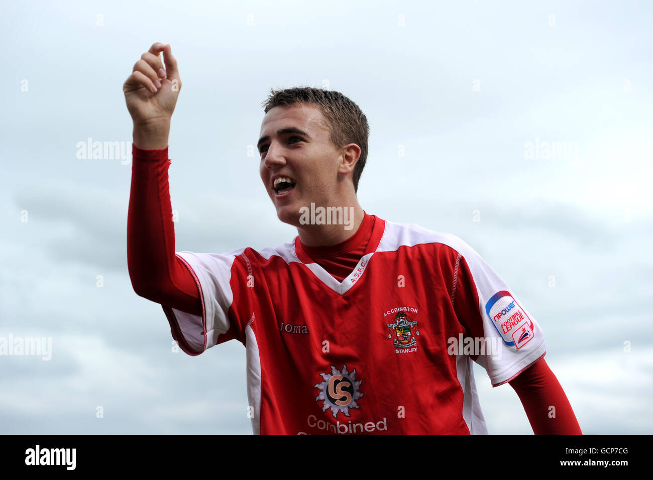 Calcio - Npower Football League Two - Accrington Stanley / Macclesfield Town - The Crown Ground. Sean McConville di Accrington Stanley celebra il punteggio. Foto Stock