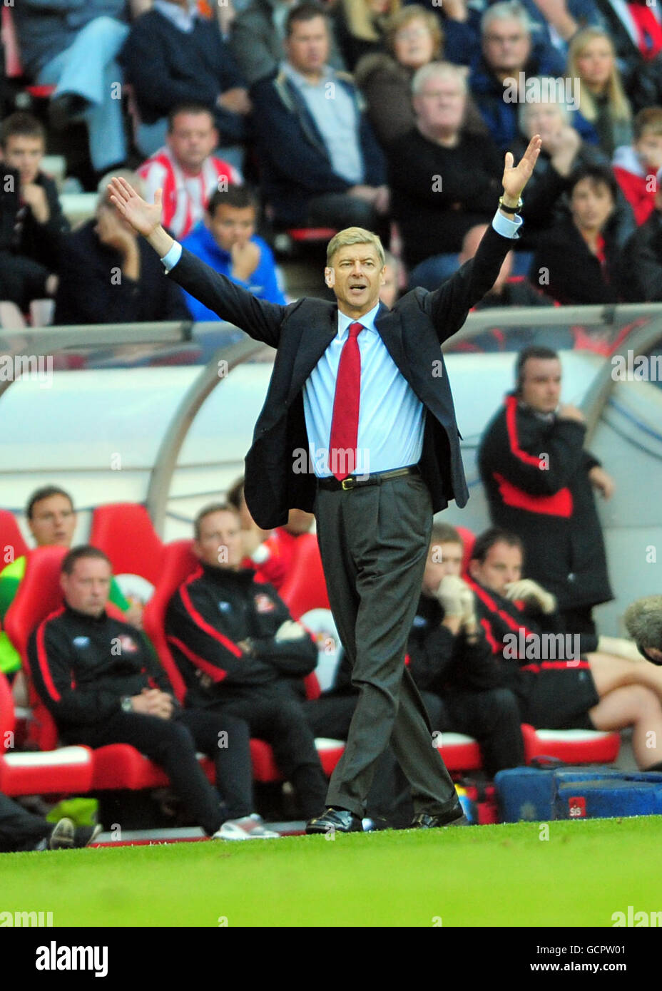 Calcio - Barclays Premier League - Sunderland / Arsenal - Stadio di luce. Arsenal manager Arsene Wegner fa appello ad una decisione Foto Stock