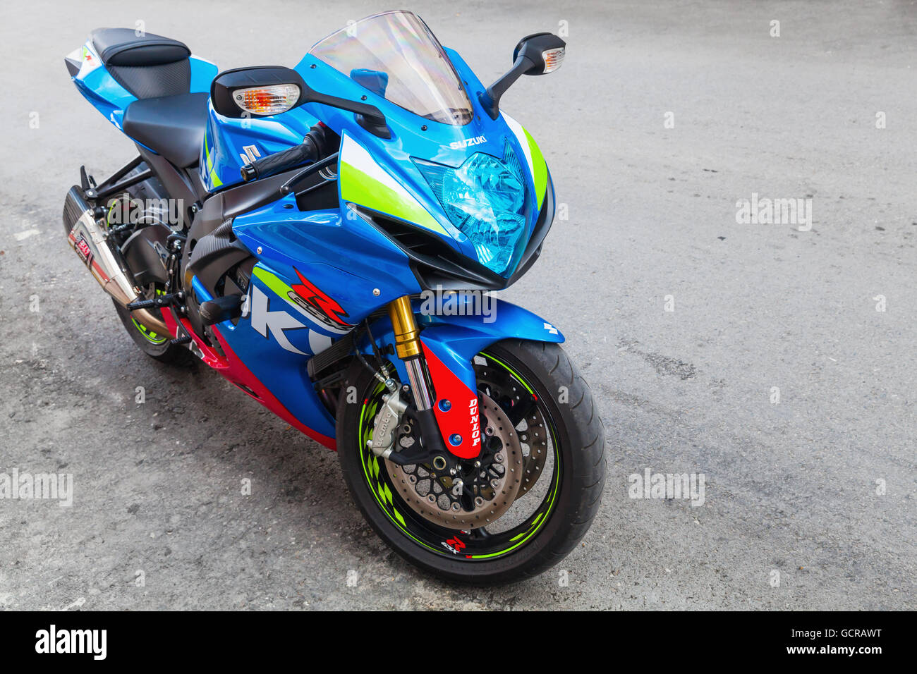 Istanbul, Turchia - 30 Giugno 2016: Suzuki GSX-R1000 2015 motociclo è 1000cc di una classe o di una supersport, sport bike in GSX-R serie di Foto Stock