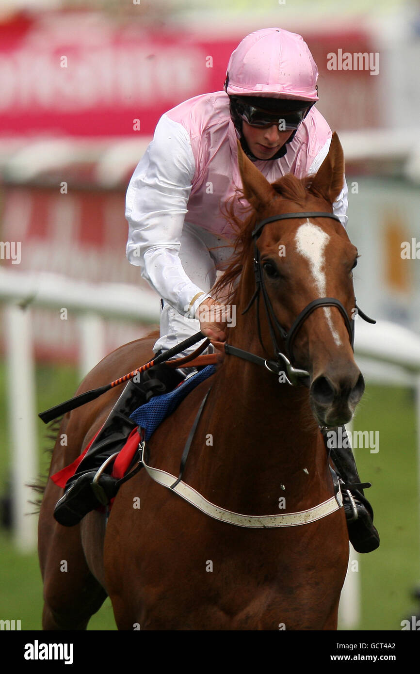 Jockey William Buick su Samuel durante la Doncaster Cup Foto Stock