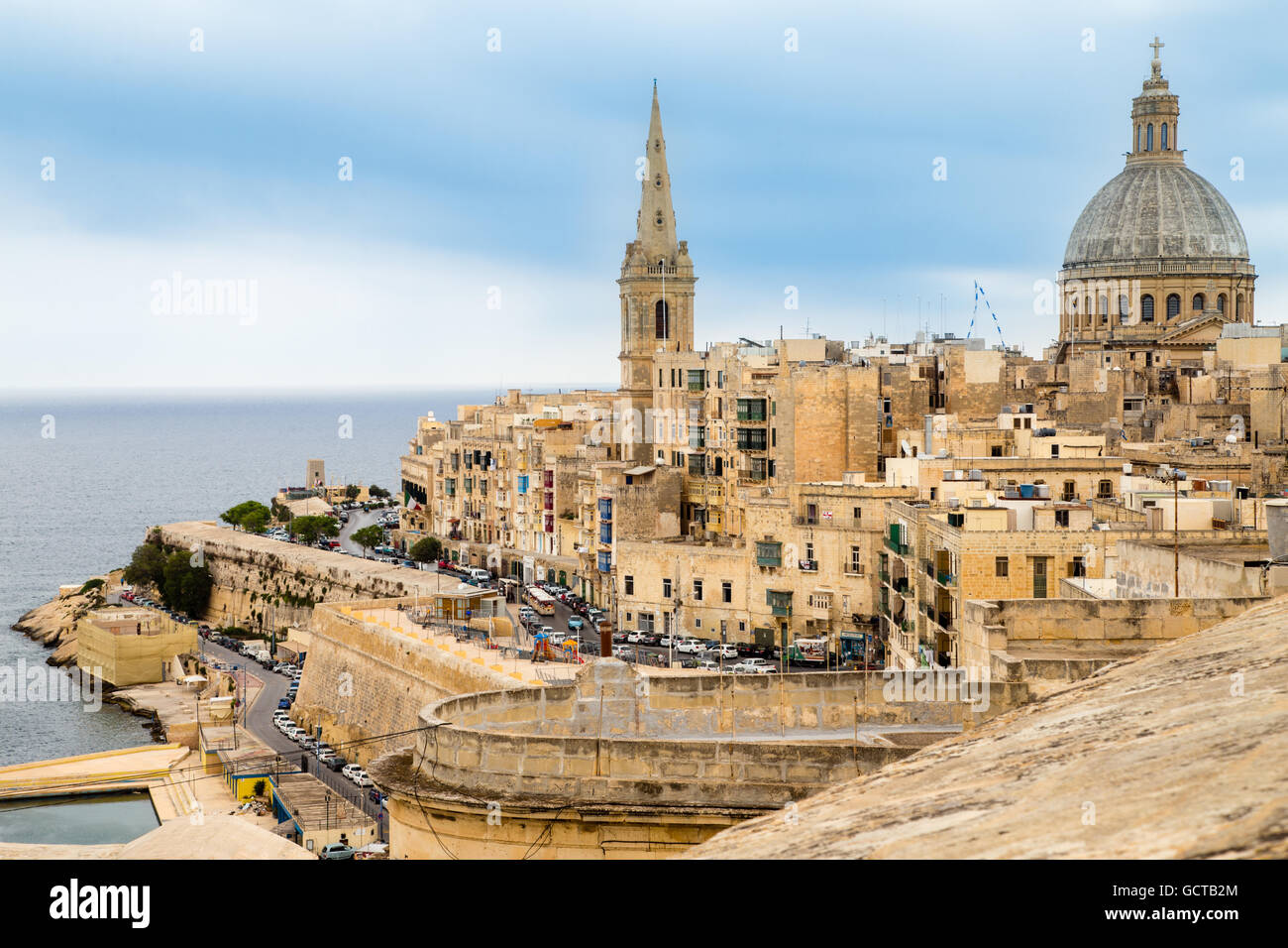 La Valletta chiesa carmelitana duomo e la cattedrale di St Paul, Malta Foto Stock