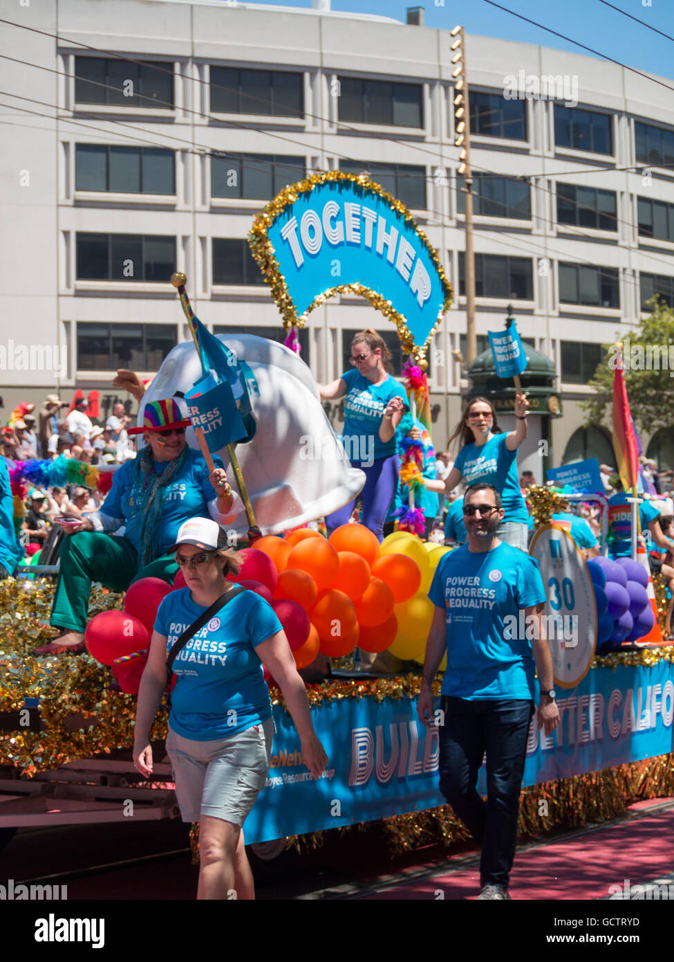 San Francisco Pride Parade auto Foto Stock