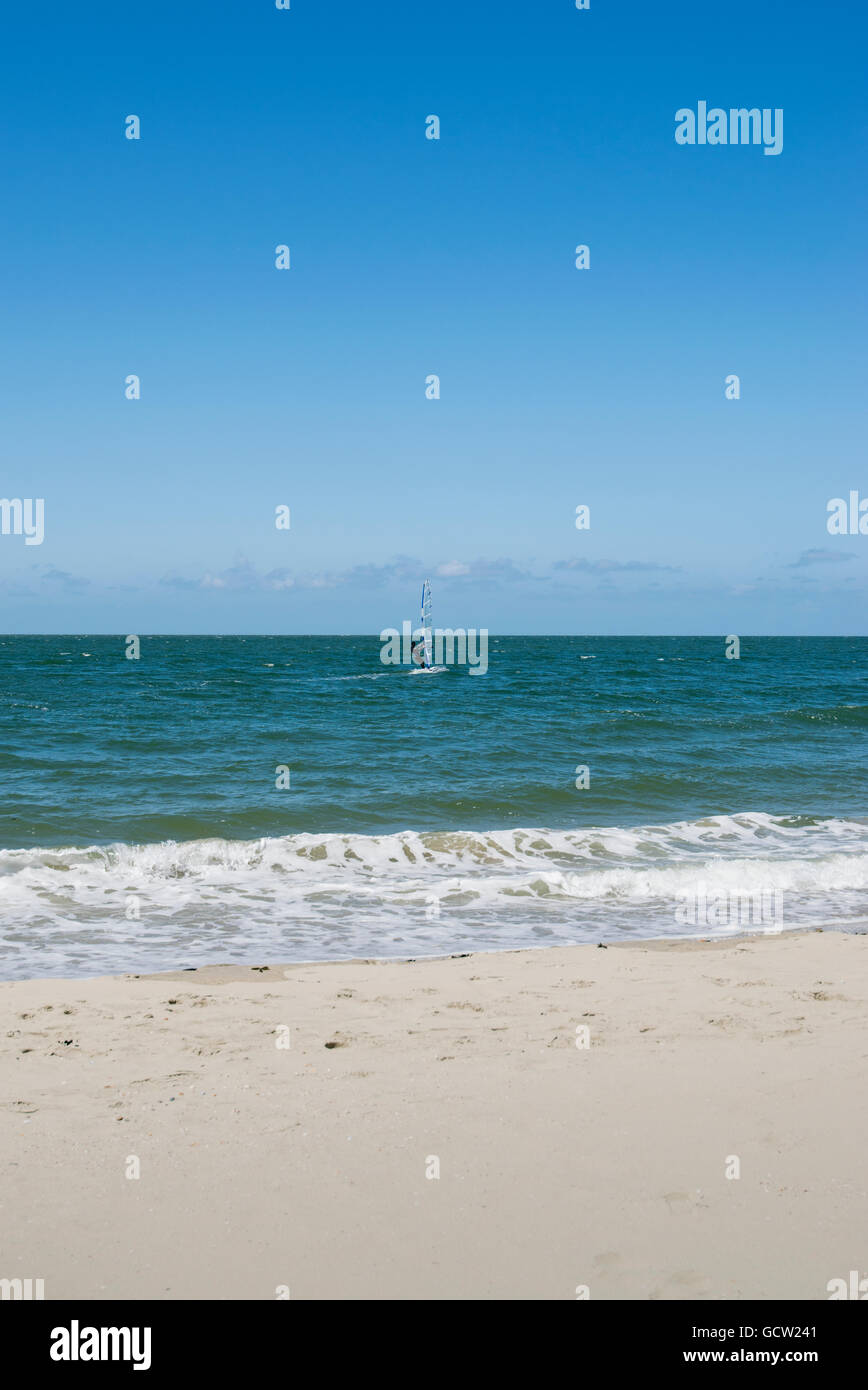 Windsurf sul mare in South Holland, Paesi Bassi Foto Stock